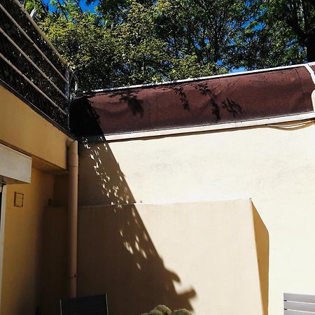 Le Cocon Setois, Clim, Patio Et Garage Pour Vehicule Type Golf, Linge De Lit Et Serviettes Inclus Sete Exterior photo